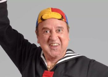 Carlos Villagrán, conocido como ‘Kiko’ es criticado por cobrar tres mil pesos en autógrafos