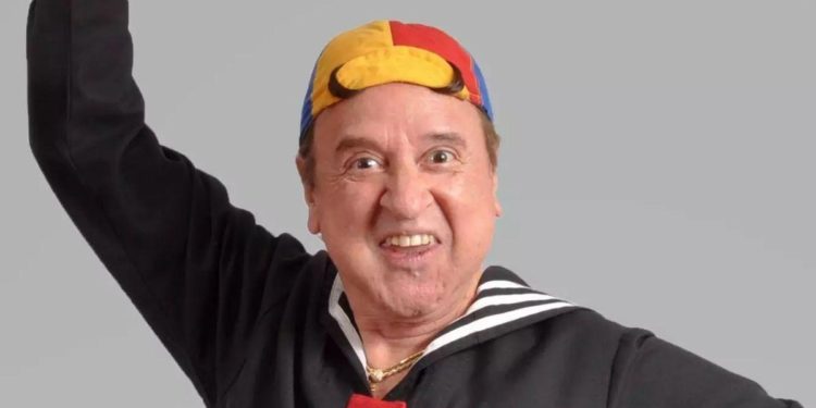 Carlos Villagrán, conocido como ‘Kiko’ es criticado por cobrar tres mil pesos en autógrafos