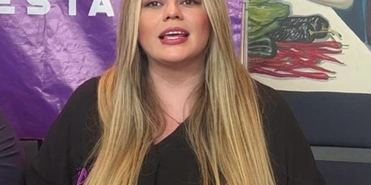 Denuncian ante Pau Villanueva corrupción en la reestructuración de adeudos de Aguakan