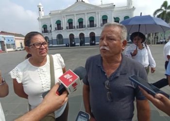 Maestros jubilados del Cobatab denuncian adeudos y exigen reinstalaciones