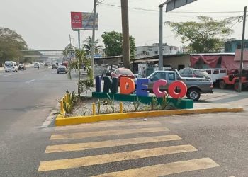 Letras distintivas de Indeco dañadas en menos de un mes