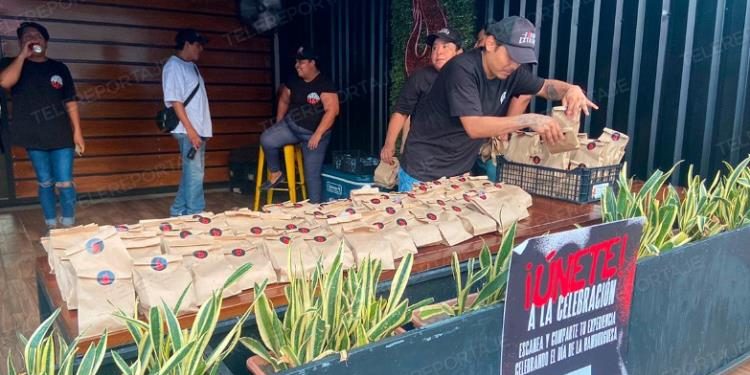 ‘Fuego Extremo’ regala 3 mil hamburguesas por cuarto año consecutivo