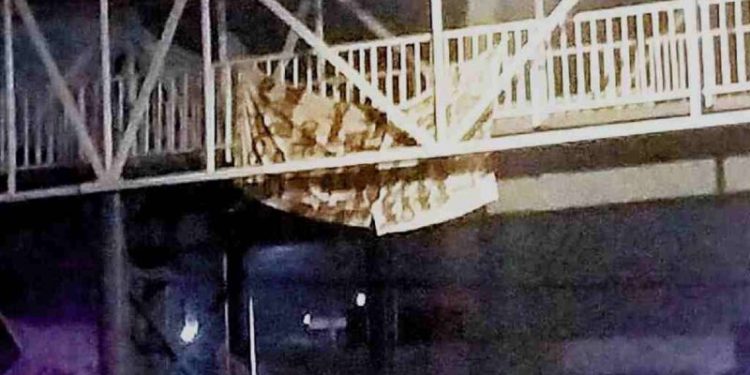 Detiene SSPC a responsables de colocar mantas con amenazas