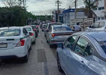 Tráfico vial en Cancún tras bloqueos por Madres Buscadoras