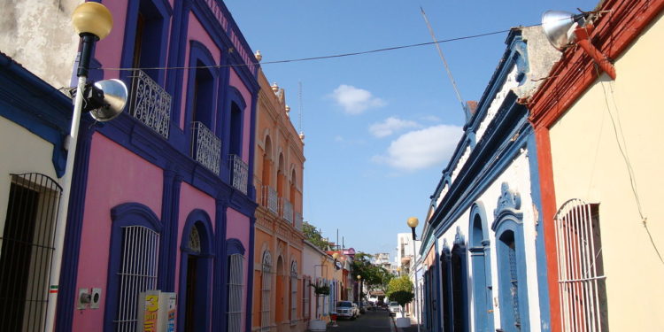 Especialistas coinciden en necesidad de transformación para Villahermosa en su 460 aniversario