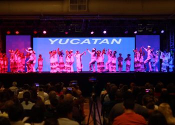 Clausuran Festival Villahermosa 2024 con espectaculares bailes y danzas folklóricas