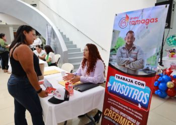 Organiza Centro Feria Municipal del Empleo