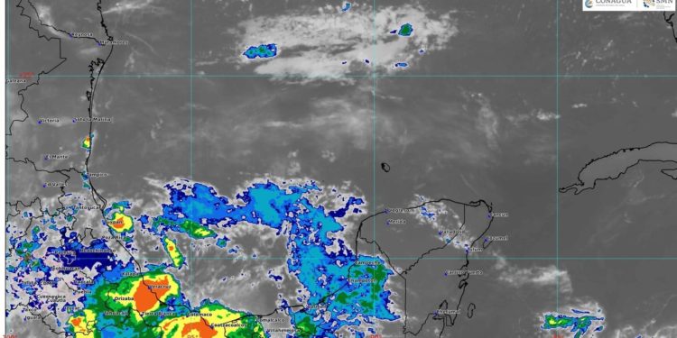 COEPROC vigila onda tropical y la formación de Ciclón en el Atlántico sobre Quintana Roo