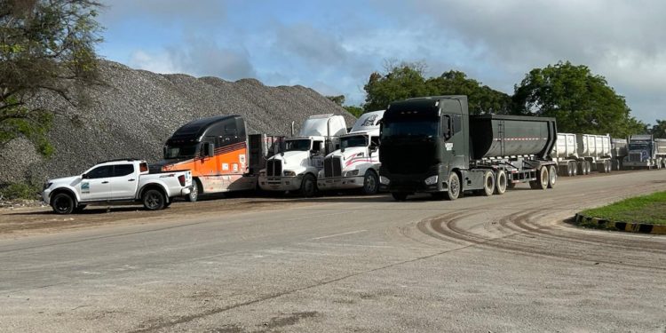 Paro Nacional: Transportistas Unidos se alistan para exigir falta de pago a proveedores para el Tren Maya