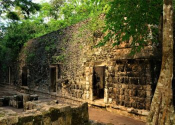 En el abandono se encuentra Zona Arqueológica de Tizimín luego de ser explorada