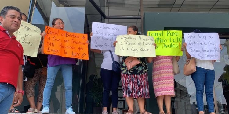 Protesta en Buenavista Río Nuevo por presunta venta fraudulenta de lotes