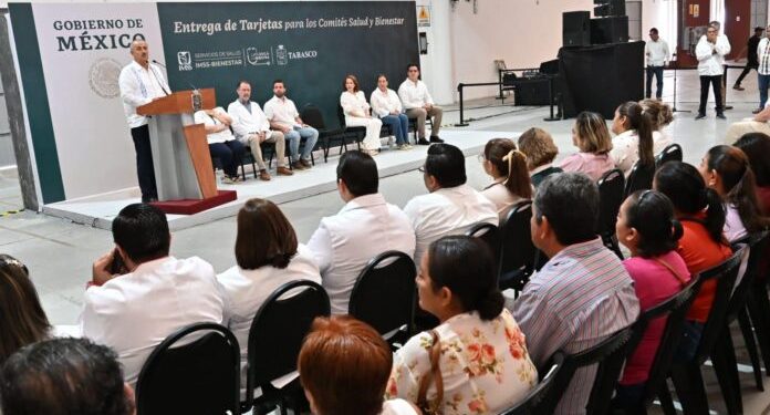 ‘Hagan buen uso de los recursos”, insta Carlos Merino a tesoreras de “La Clínica es Nuestra”