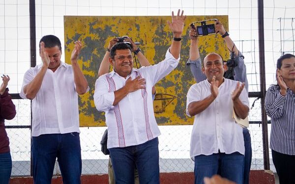 El 1 de julio anunciará May su gabinete