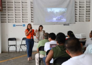 IMOVEQROO e IQM unen esfuerzos y capacitan a operadoras y operadores del servicio público de transporte