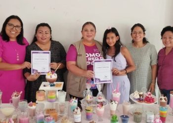 Clausura IQM curso de capacitación de velas aromáticas