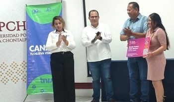 Presenta UPCH tarjeta de descuento