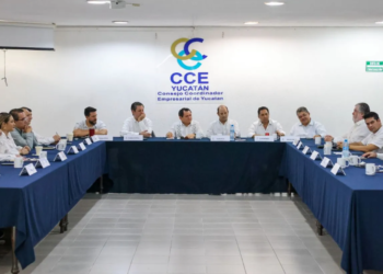 Se reune el Gobernador Electo Joaquín Díaz Mena con consejo coordinador empresarial de Yucatán
