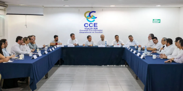 Se reune el Gobernador Electo Joaquín Díaz Mena con consejo coordinador empresarial de Yucatán