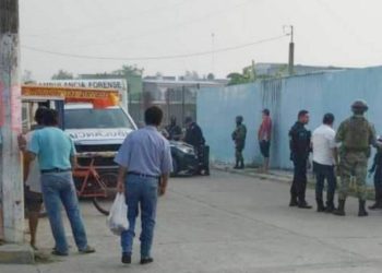 Hallazgo de tres cuerpos desmembrados frente a jardín de niños en Macuspana
