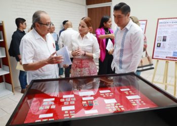 Es inaugurada la Exposición Filatélica Mexicana «Origen y Evolución» con 258 timbres postales