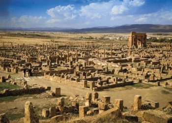 Detienen a turista por rayar el yacimiento arqueológico italiano de Pompeya