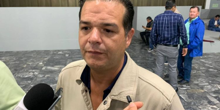 Fabián Granier aspira a dirigencia estatal del PRI y propone consulta abierta