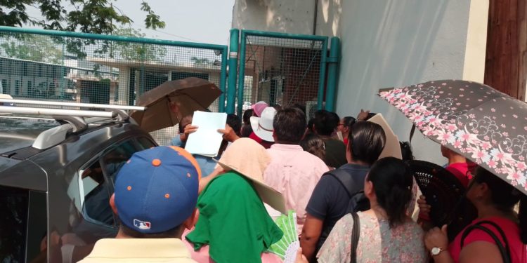 Habitantes de Tamulté de las Sabanas demandan solución urgente por apagones de luz constantes