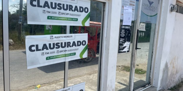 Siembran terror fiscal en Puerto Morelos clausurando consultorio de candidato a regidor
