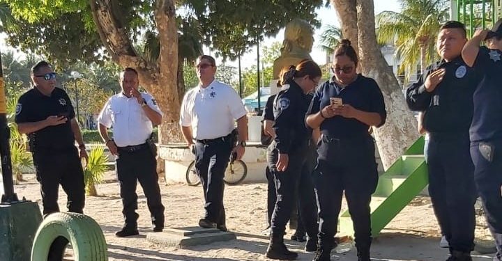 Niegan a policías de Puerto Morelos derecho a votar