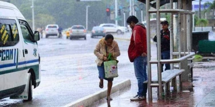 Lluvias fuertes y posible ciclón se esperan este fin de semana en Tabasco