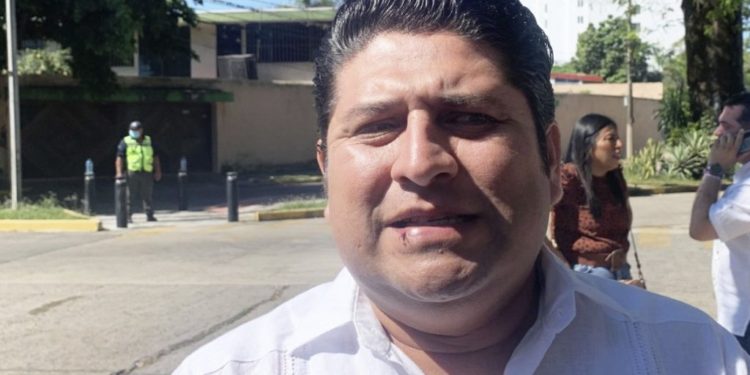 Ricki Arcos aún indeciso sobre retomar la alcaldía de Tacotalpa