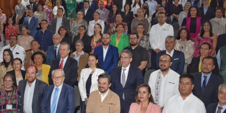 Participa Quintana Roo en la Segunda Cumbre Internacional de Salud: SESA