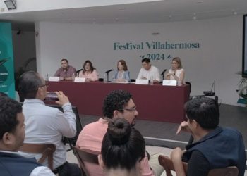 Presenta Gobierno de Centro programa del Festival Villahermosa 2024