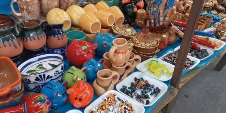 Piratería amenaza artesanías tabasqueñas: Productos falsos afectan a productores locales