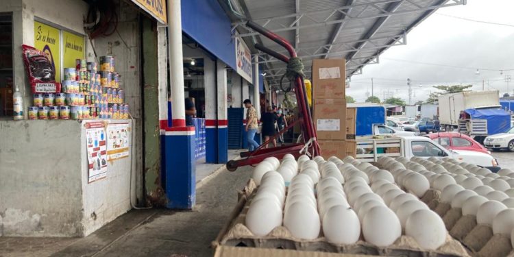 Descarta líder bodeguero reubicación de la Central de Abasto Villahermosa