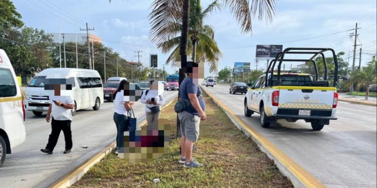 Mujer es atropellada en bulevar Colosio, Cancún