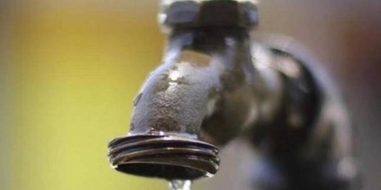 Acusan incumplimiento de CEAS en suministro de agua en La Selva