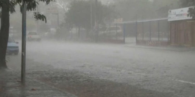 Pronostica Conagua lluvias intensas a torrenciales para este sábado