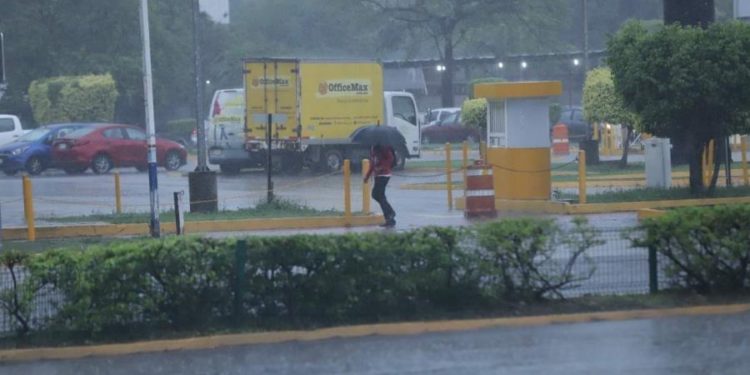 Superan lluvias de junio registro histórico en Tabasco: Conagua