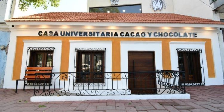 Cacha Cacao se une a la Colecta Nacional de la Cruz Roja Mexicana