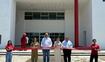 Atestigua Carlos Merino crecimiento y modernización de la Universidad Politécnica de Centro