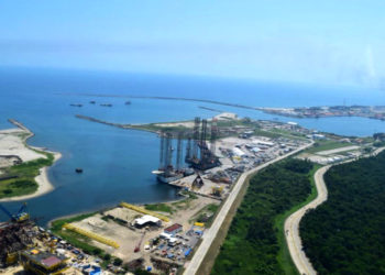 Semar otorga ampliación de predio a puerto Dos Bocas