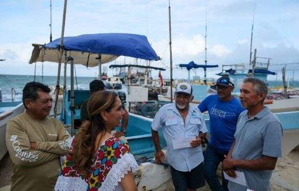 Entrega Mara Lezama tarjetas electrónicas del programa “Apoyo en veda para los Pescadores”