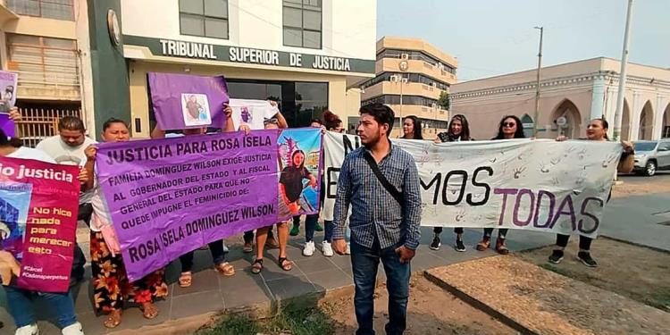 Exigen justicia para Rosa Isela tras segunda audiencia en TSJ