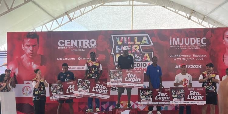 Legión Keniana arrasa en el  medio maratón de Villahermosa