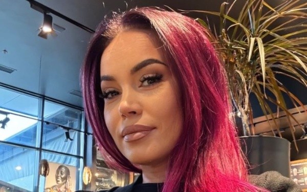Fallece Anca Molnar, influencer maquillista tras ser diagnosticada de Cáncer