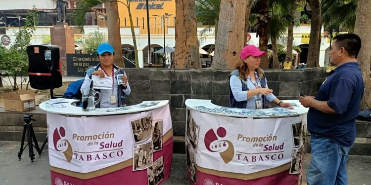 Realiza Salud jornada de promoción contra dengue y golpe de calor en Villahermosa