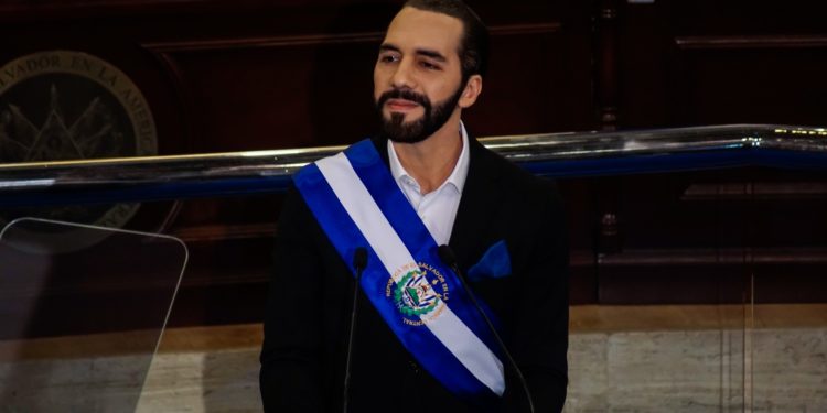 Nayib Bukele gana la presidencia de El Salvador