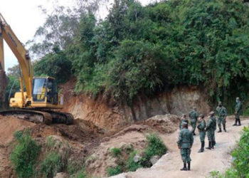 Encuentran 8 cuerpos con signos de violencia en una mina de Ecuador
