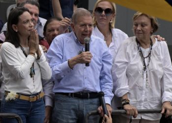 González Urrutia asegura haber recibido más de ocho millones de votos en las presidenciales